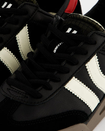 Grass Black Leather